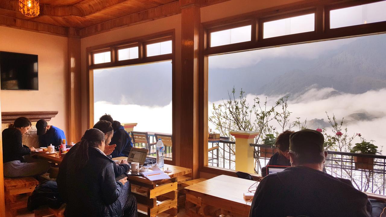 Sapa Odyssey Hostel Exteriör bild